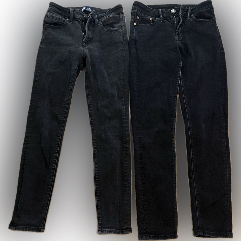 2 pairs of skinny jeans with a stretch, both size 2 / 26